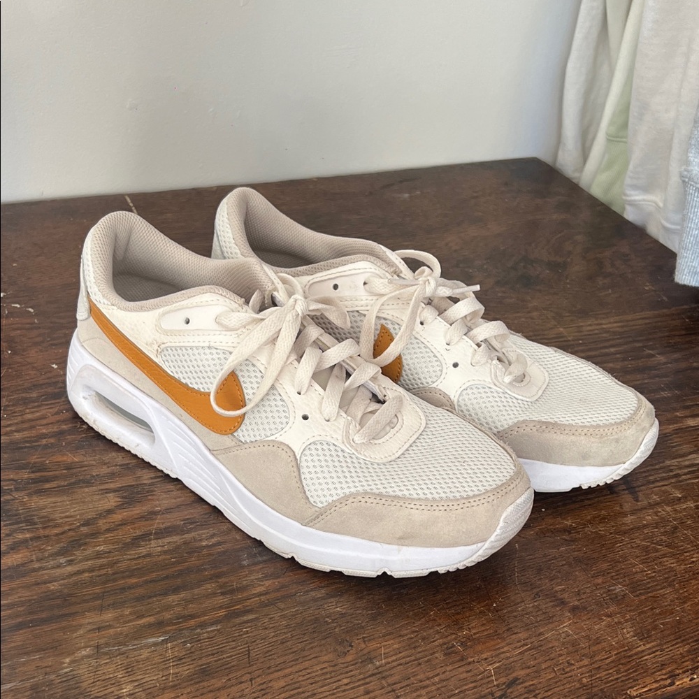 Nike Women's Sneakers in Cream and Orange